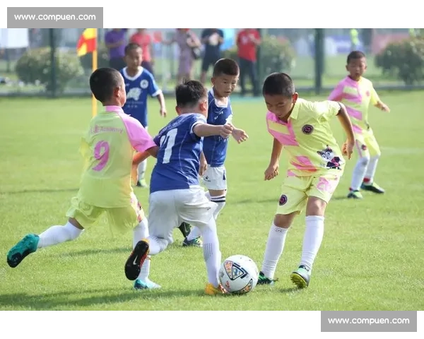 足球运动的魅力与挑战如何塑造全球体育文化和青少年发展